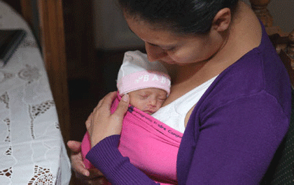 Le peau à peau au secours des prématurés