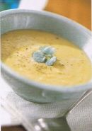 Soupe cr&eacute;meuse aux carottes et au c&eacute;leri-rave